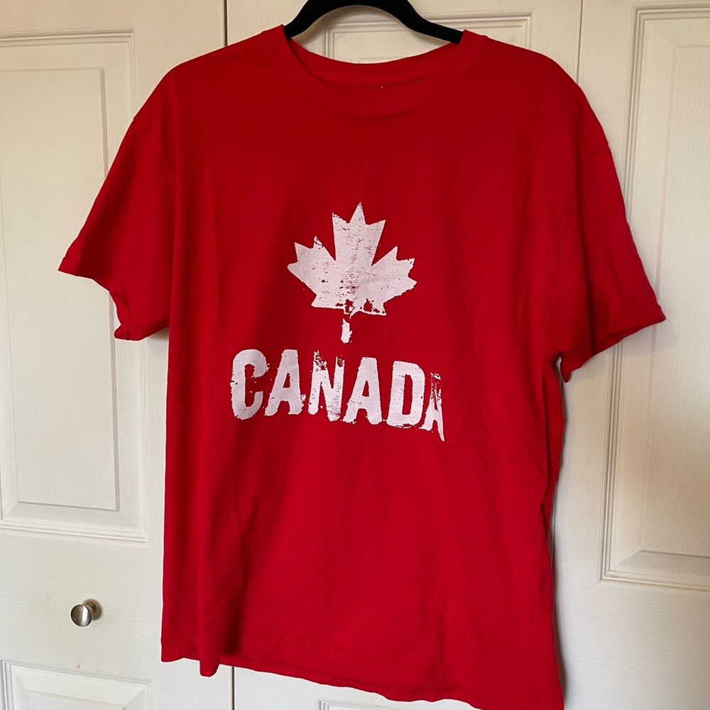 Canada Day Short Sleeve T-Shirt Juniors Size Large